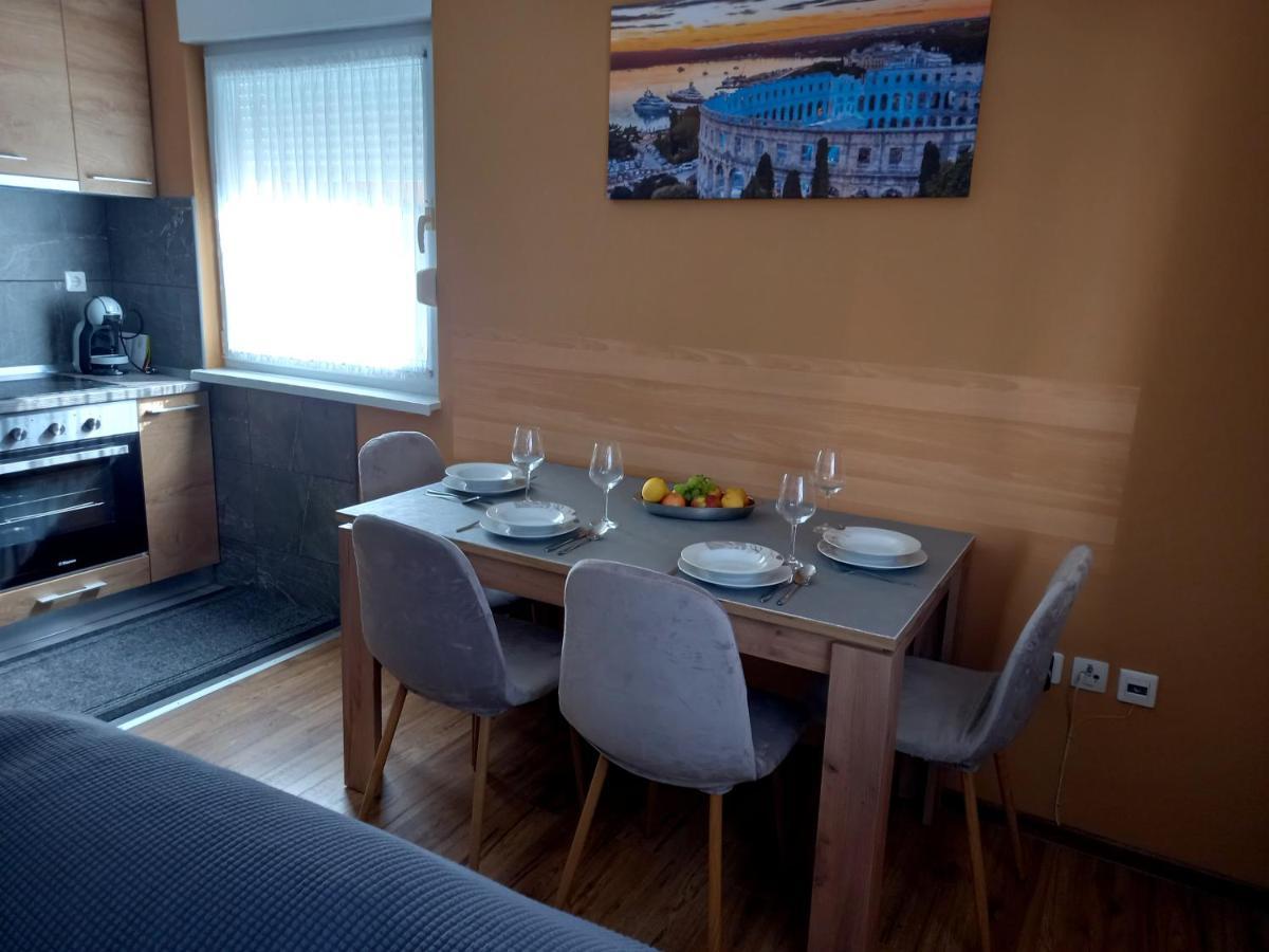 Апартаменты Apartman Barbara Пула Экстерьер фото